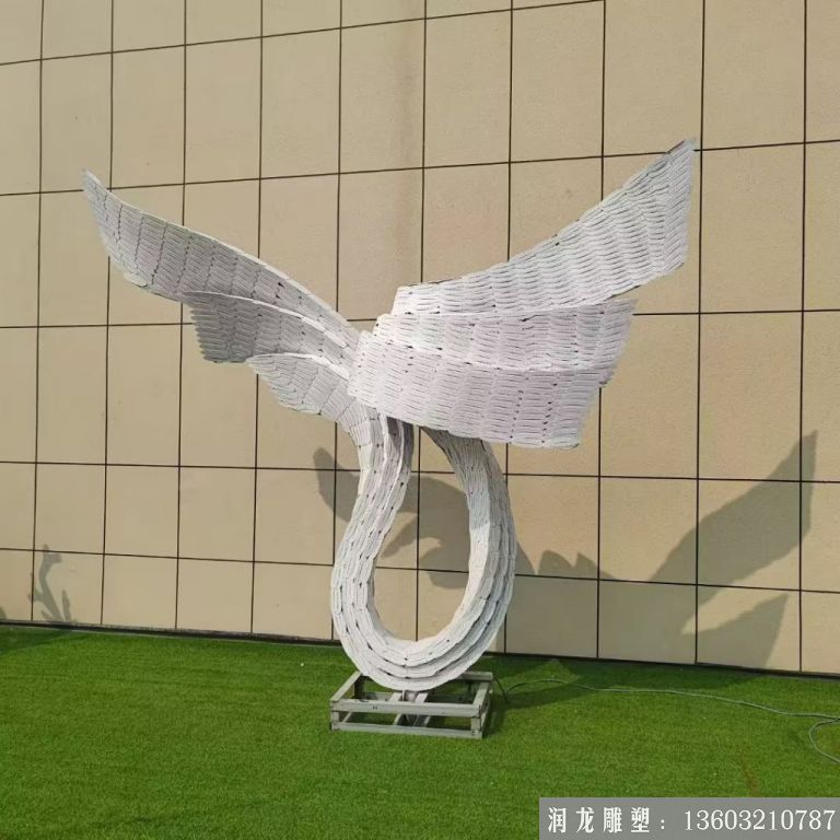 不锈钢翅膀雕塑4
